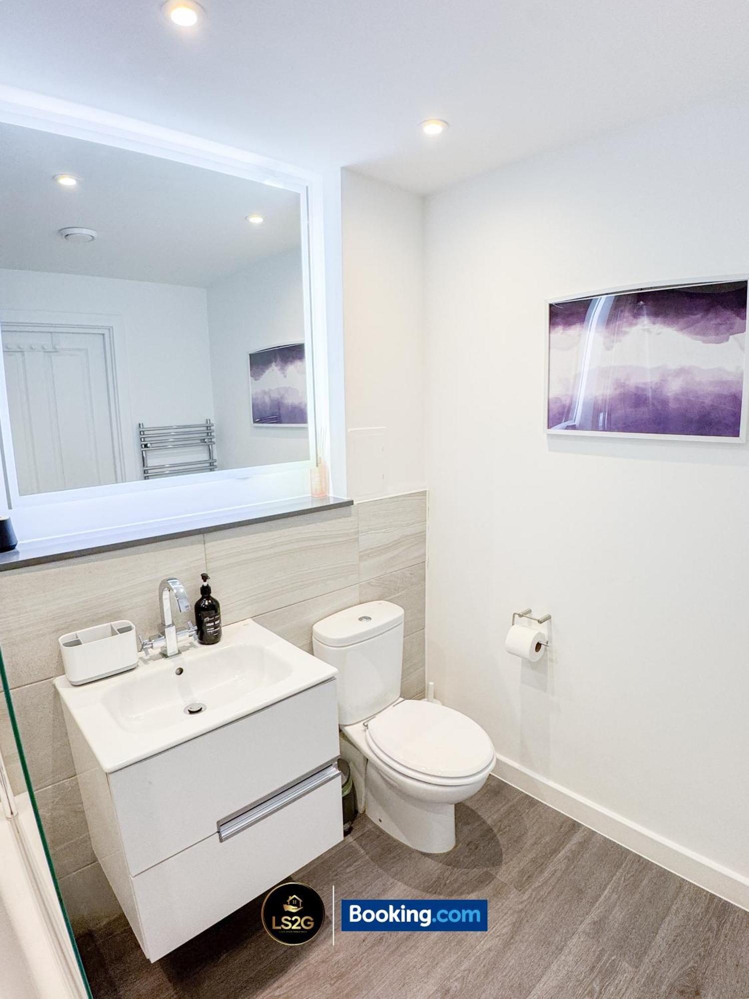 Cosy 1 Bedroom By Ls2g Short Lets & Serviced Greater With Free Wifi Appartement