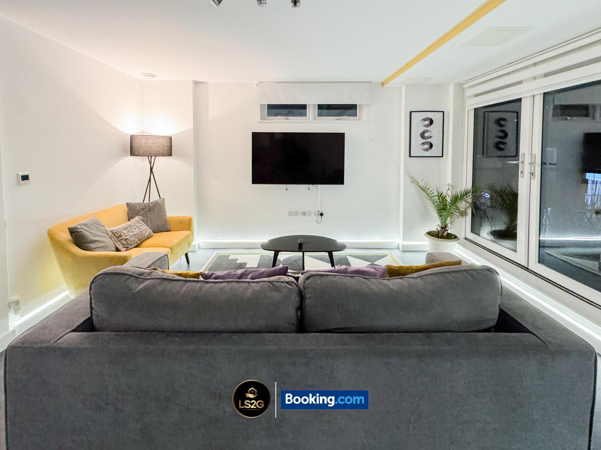 Cosy 1 Bedroom By Ls2g Short Lets & Serviced Greater With Free Wifi Appartement